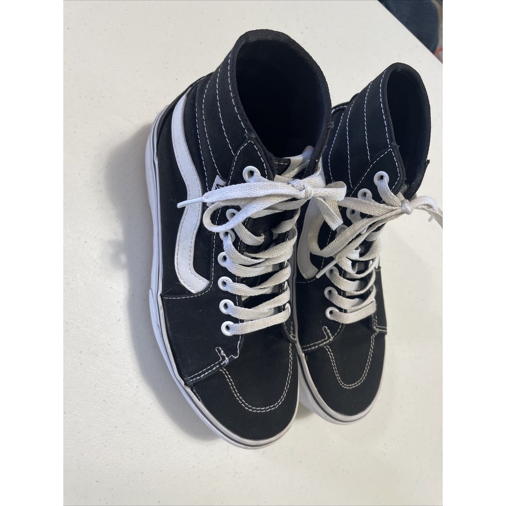 Vans Mid Top Old Skool Shoes Black And‎ White Women's 7.5